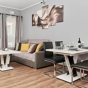 https://apartments-wroclaw-jana-pawla-ii-by-renters.hotelswroclaw.com